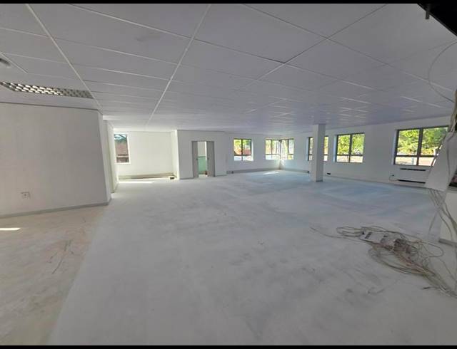 BUSINESS PROPERTY TO RENT IN FAERIE GLEN
